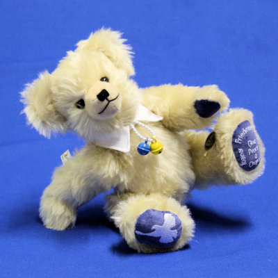 Kleiner Friedensbotschafter Give Peace a Chance 33 cm Teddybr von Hermann-Coburg