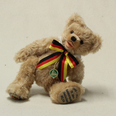 70 Jahre Bundesrepublik Deutschland 1949 - 2019 34 cm Teddybr von Hermann-Coburg