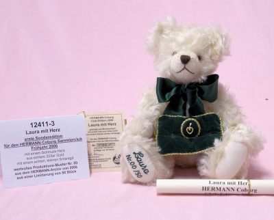 Laura mit Herz #00 by Hermann-Coburg