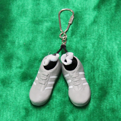 Taschenanhnger Original Tip und Tap Fuballschuhe von 1974 als Glcksbringer 6,5 cm by Hermann-Coburg