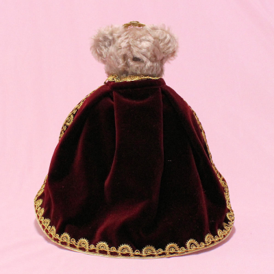 Queen Elizabeth II. Platinum Jubilee Bear 2022 35 cm Teddybär von Hermann-Coburg