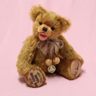 Martins Birthday Bear 1963 - 2023 33 cm Teddybr von Hermann-Coburg