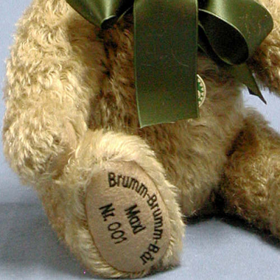 Brumm-Brumm-Br Maxi (klein) Teddy Bear by Hermann-Coburg