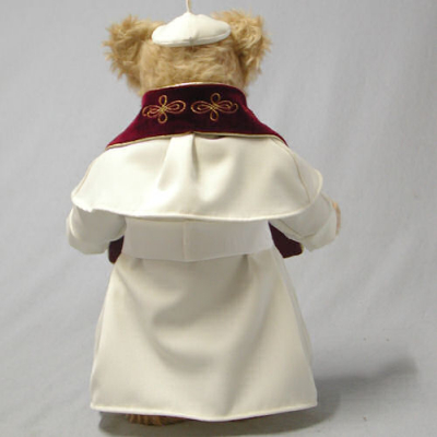 Summus Pontifex Franciscus Masterpiece Teddybr von Hermann-Coburg