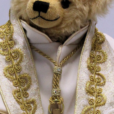 Papst Emeritus Benedikt XVI.  In Memoriam 31. Dezember 2022 38 cm Teddy Bear by Hermann-Coburg