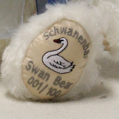 Swan Bear Schloss Neuschwanstein with a little mohair swan in the arm 35 cm Teddy Bear by Hermann-Coburg