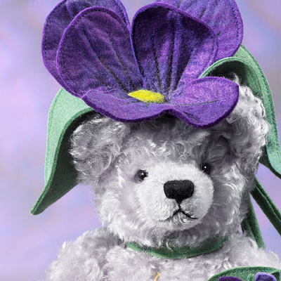 Violet Teddybr von Hermann-Coburg