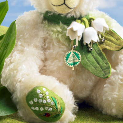 Maiglckchen - Lily of the Valley Teddybr von Hermann-Coburg