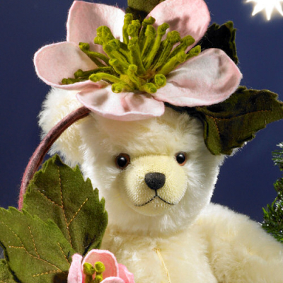 Christrose  Christmas Rose Teddy Bear by Hermann-Coburg