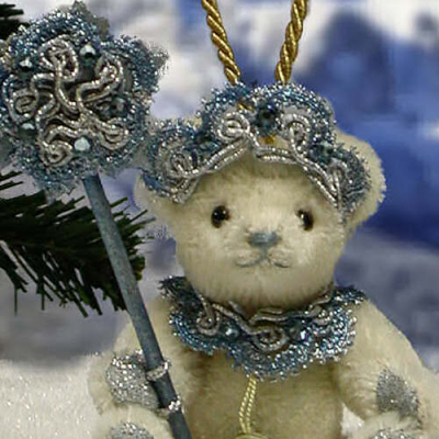 Kleiner Schneekristall Teddybr von Hermann-Coburg