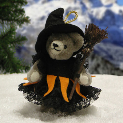 Kleine Hexe Teddy Bear by Hermann-Coburg