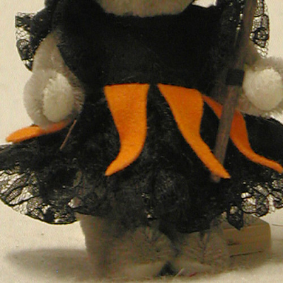 Kleine Hexe Teddybr von Hermann-Coburg