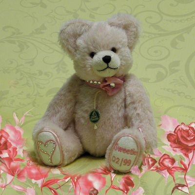 Sweetie  Valentine 2015 Teddybr von Hermann-Coburg