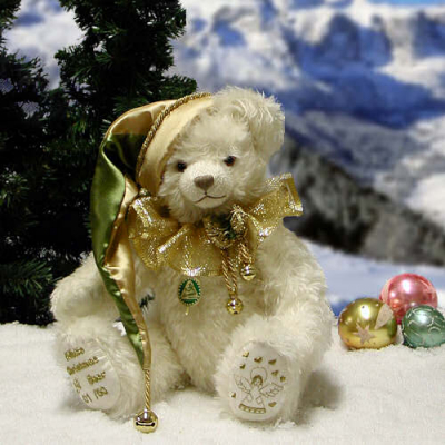 White Christmas Teddy Bear by Hermann-Coburg