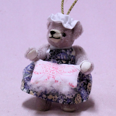 Mother Hulda 13 cm Teddy Bear by Hermann-Coburg