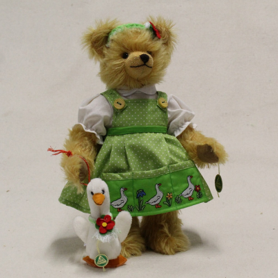 Goose Girl 33 cm Teddy Bear by Hermann-Coburg