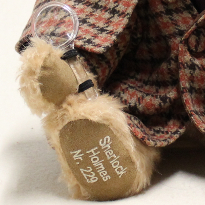 Sherlock Holmes Teddybr von Hermann-Coburg