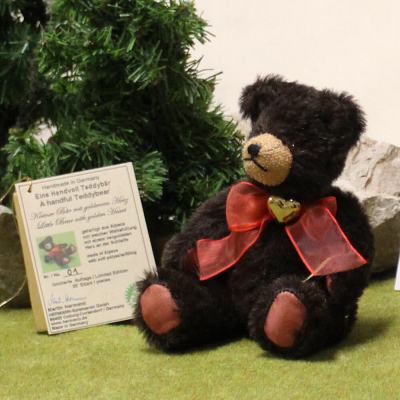 Eine Handvoll Teddybr - kleiner Br mit goldenem Herz  #01 3. Dezember by Hermann-Coburg
