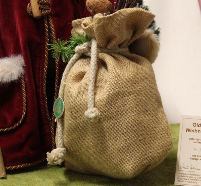 Old German Weihnachtsmann #001 A 18. Dezember von Hermann-Coburg