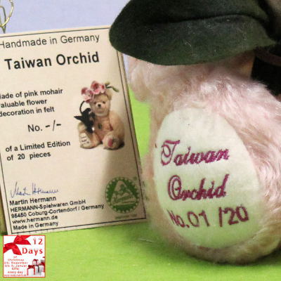 1. Tag: Taiwan Orchid Archivmuster Nr. 001 37 cm Teddy Bear by Hermann-Coburg