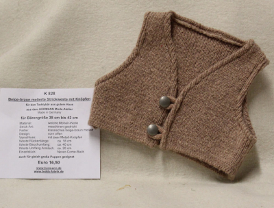 Beige-braun melierte Strickweste mit Kn�pfen von Hermann-Coburg