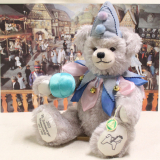 30. Sonneberger Museumsbär 2023 37 cm Teddybär von Hermann-Coburg 30. Sonneberger Museumsbär 2023 37 cm Teddybär von Hermann-Coburg