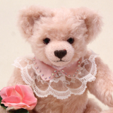 HERMANN Classic Rose Bear (Clubedition 2024) 35 cm HERMANN Classic Rose Bear (Clubedition 2024) 35 cm