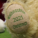 HERMANN-Weihnachtsbär 2021 34 cm Teddybär von Hermann-Coburg HERMANN-Weihnachtsbär 2021 34 cm Teddybär von Hermann-Coburg