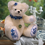 Zwiebelmuster Bär (Modell 2016) 33 cm Mohair Teddybär von Hermann-Coburg Zwiebelmuster Bär (Modell 2016) 33 cm Mohair Teddybär von Hermann-Coburg
