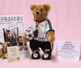 HERMANN Fußball Bär 2002 #001 von Hermann-Coburg HERMANN Fußball Bär 2002 #001 von Hermann-Coburg