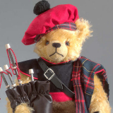 Bagpiper - Dudelsackspieler Teddybär von Hermann-Coburg Bagpiper - Dudelsackspieler Teddybär von Hermann-Coburg
