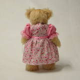 Rosenkönigin 35 cm Mohair Teddybär von Hermann-Coburg Rosenkönigin 35 cm Mohair Teddybär von Hermann-Coburg