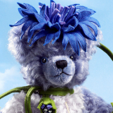 Cornflower - Kornblume Teddybär von Hermann-Coburg Cornflower - Kornblume Teddybär von Hermann-Coburg