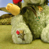 Wild Tulip Teddybär von Hermann-Coburg Wild Tulip Teddybär von Hermann-Coburg