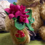 Alpenrose - Alpine Rose Teddybär von Hermann-Coburg Alpenrose - Alpine Rose Teddybär von Hermann-Coburg