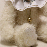 Goldene Weihnacht 33 cm Teddybär von Hermann-Coburg Goldene Weihnacht 33 cm Teddybär von Hermann-Coburg