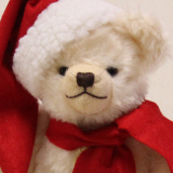 Ein Weihnachtsbär zum Knutschen 31 cm Teddybär von Hermann-Coburg Ein Weihnachtsbär zum Knutschen 31 cm Teddybär von Hermann-Coburg