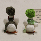Gänse-Pärchen Gänse-Papa und Gänse Mama (Set auf 2 Gänsen) 14 cm Teddybär von Hermann-Coburg Gänse-Pärchen Gänse-Papa und Gänse Mama (Set auf 2 Gänsen) 14 cm Teddybär von Hermann-Coburg