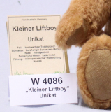 Unikat Kleiner Liftboy von Hermann-Coburg Unikat Kleiner Liftboy von Hermann-Coburg
