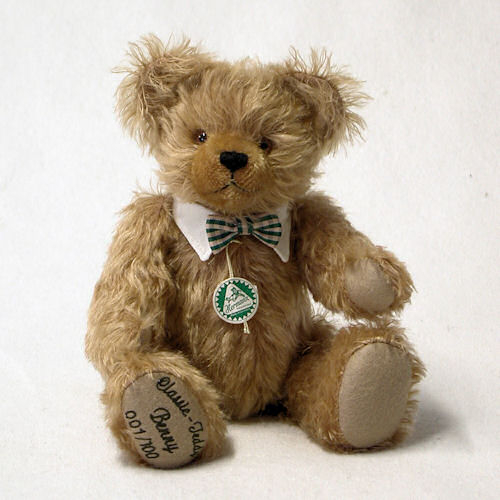 Classic Teddy Benny Teddy Bear by Hermann-Coburg