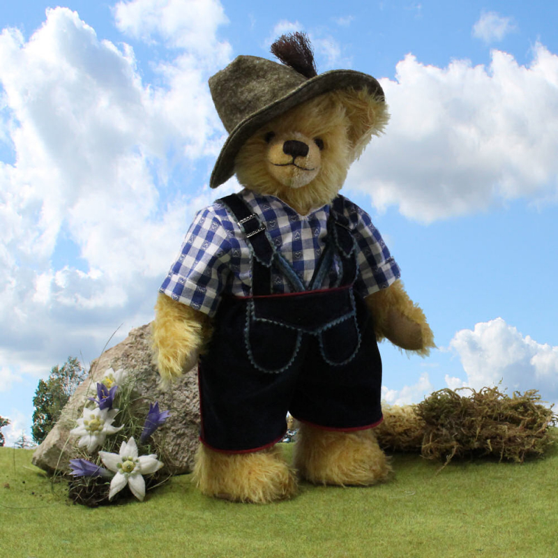 Ludwig of Bavaria 36 cm Teddy Bear by Hermann-Coburg