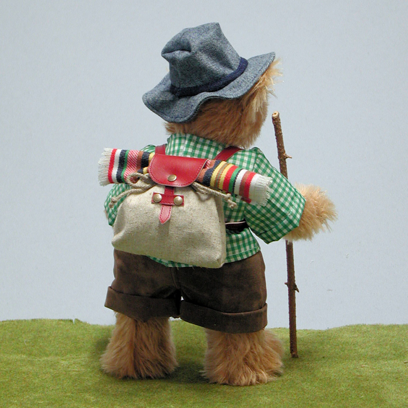 Der fröhliche Wanderer Happy Wanderer Teddybär von Hermann-Coburg