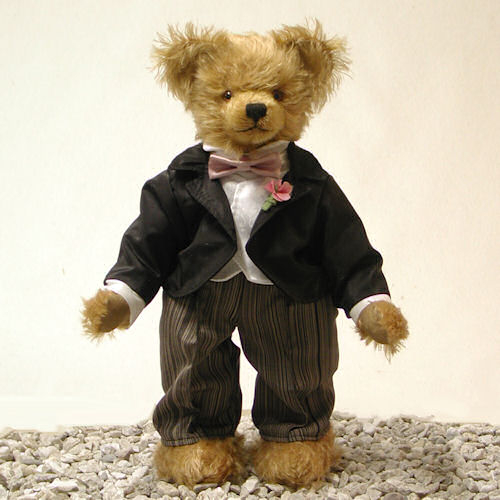 Hochzeitsbr - Brutigam Teddy Bear by Hermann-Coburg