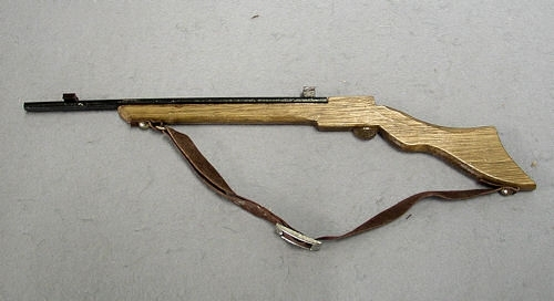 Kleines Holzgewehr 25,5 cm