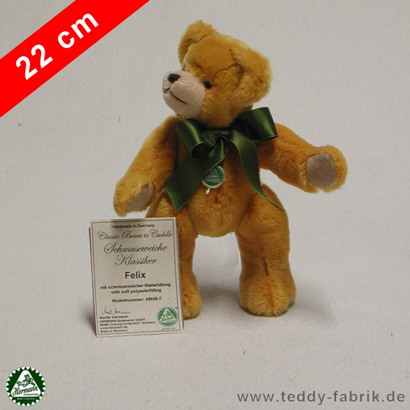 Teddybr Felix 22 cm schmuseweiche Klassiker