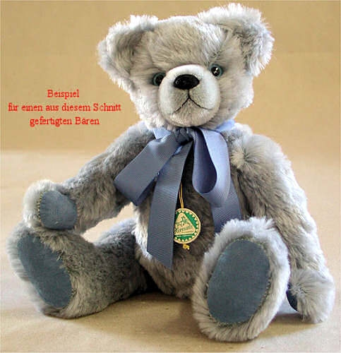 Teddybären Schnitt Maximilian Bär mit eingenähter Schnauze und eingenähten Ohren
