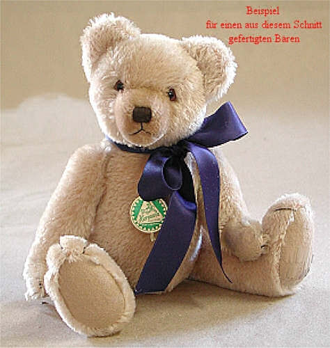 Teddybären Schnitt Sebastian Bär mit eingenähter Schnauze und eingenähten Ohren