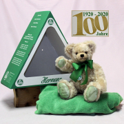 Der Bär im grünen Dreieck (Mohairfarbe hell-beige) 34 cm Teddy Bear
