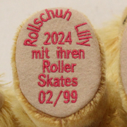 Rollschuh Lilly mit ihren Roller Skates 32 cm Teddybr von Hermann-Coburg