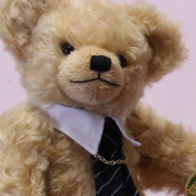 God is my help 10th June 1921 - 9th April 2021 in memory of HRH Prince Philip Duke of Edinburgh Commemorative Bear on 10th June 2021 the 100th birthday of his Royal Highness would have been 34 cm Teddy Bear by Hermann-Coburg